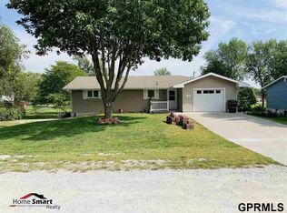 540 H St, Palmyra, NE 68418