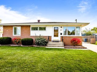 307 E Myrick Ave, Addison, IL 60101