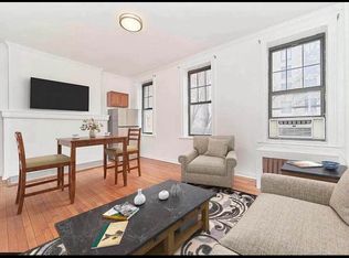 28 E 12th St #4E, New York, NY 10003