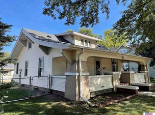 418 N Burlington Ave, York, NE 68467