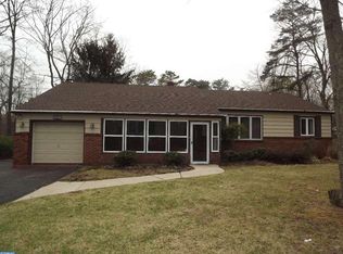 305 Walnut Ave, Marlton, NJ 08053