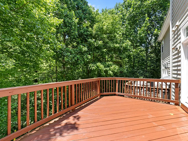 6809 Middleboro Dr — Photo 34