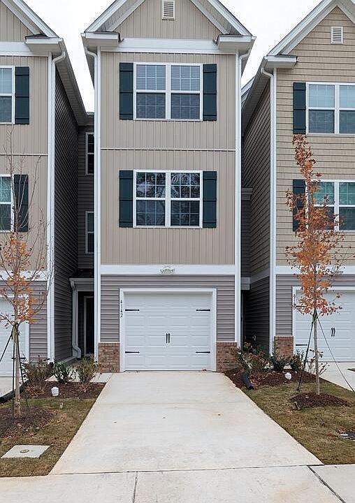 1st image of 4142 Trevino Dr #1