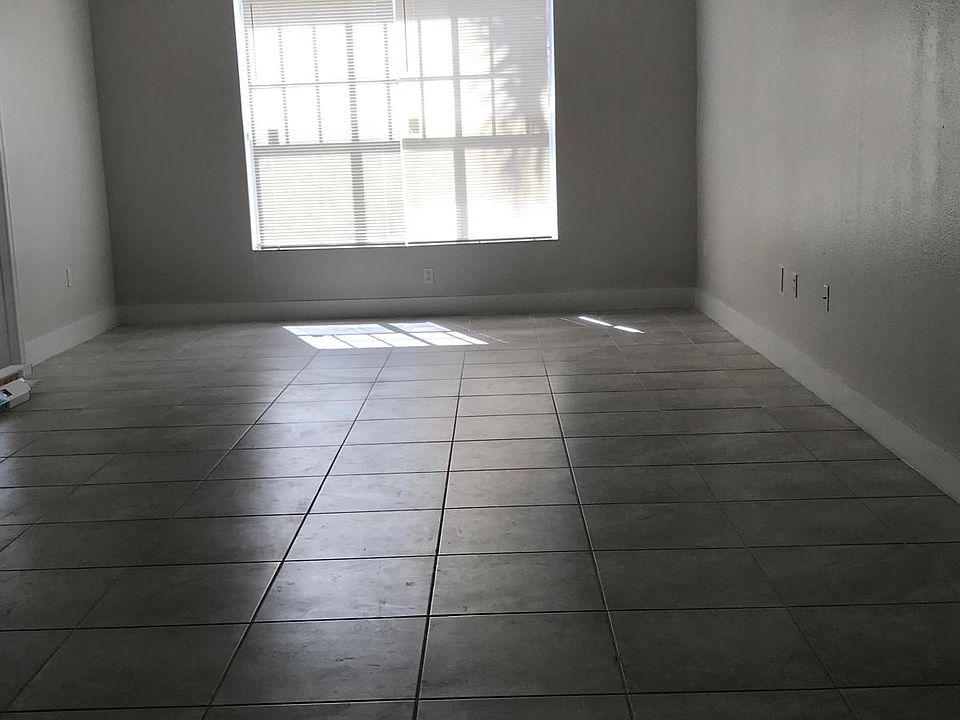 1st image of 5542 Metrowest Blvd APT 105