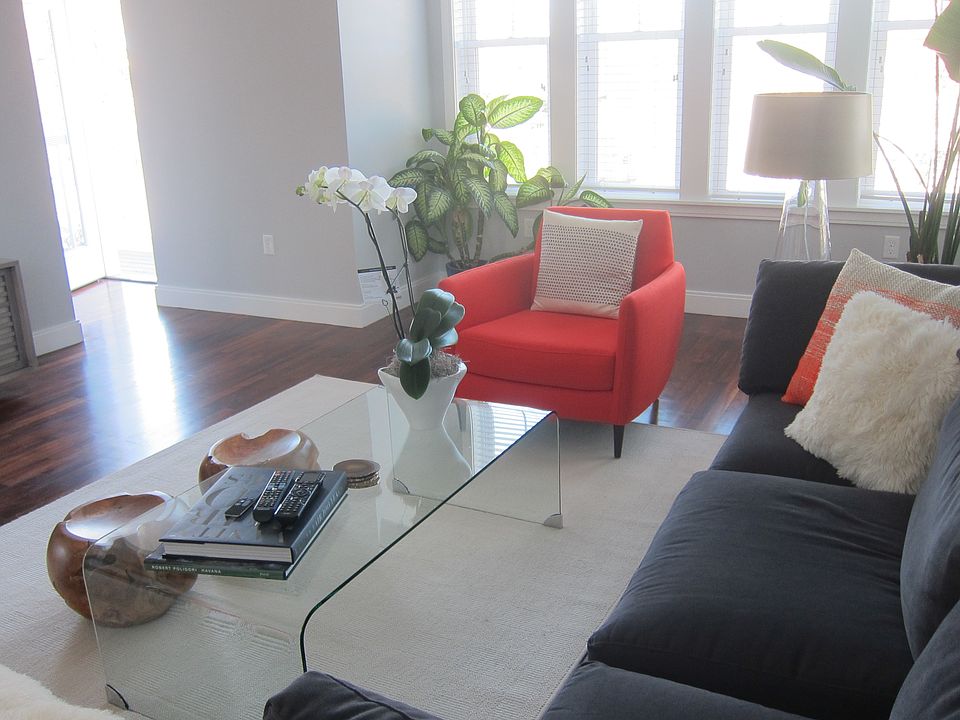 1st image of 115 Florida St