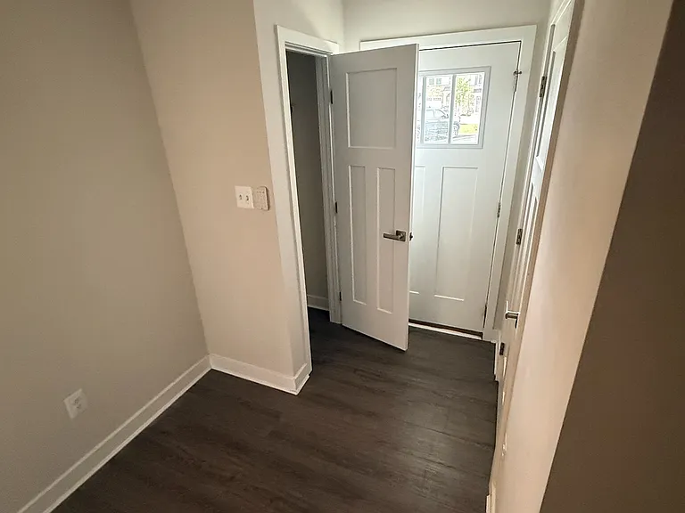 122 Fletcher Cir — Photo 4