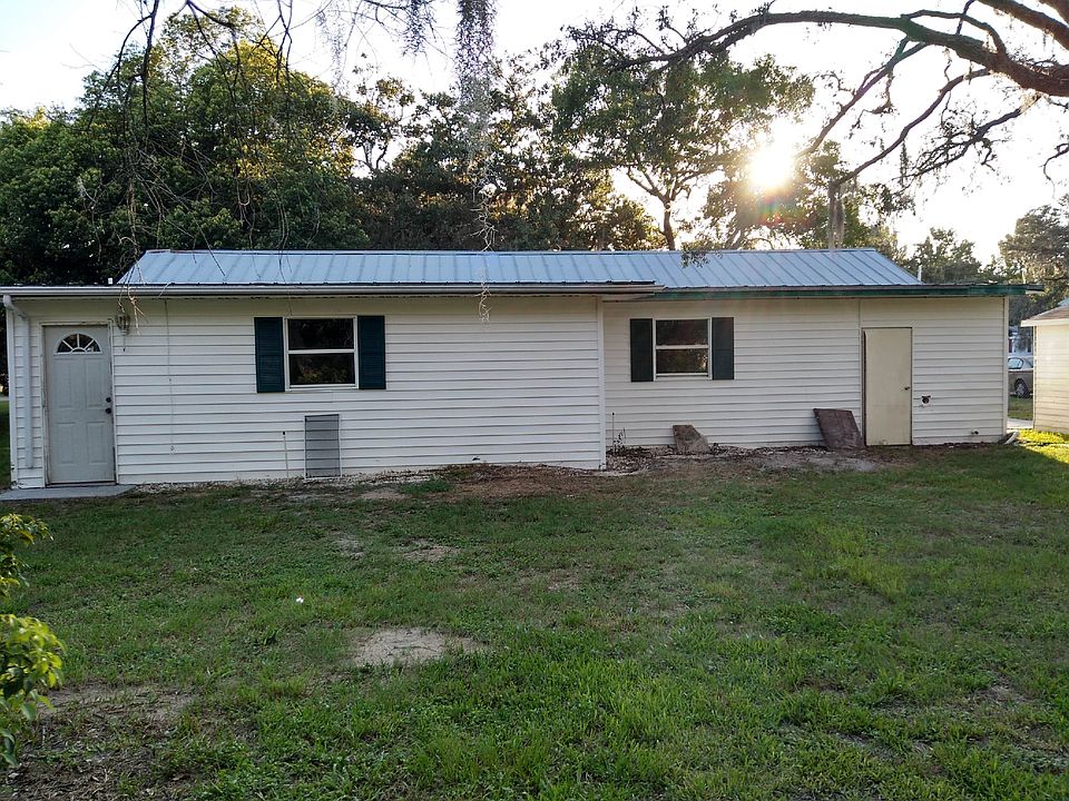 2nd image of 13036 Parkwood St