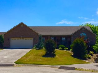 1468 Shady Creek Ct, Morristown, TN 37814