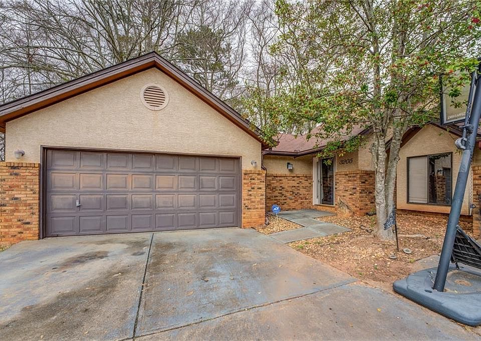 1st image of 3205 Salem Cove Way SE