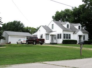 303 E Elm St, Pomeroy, IA 50575