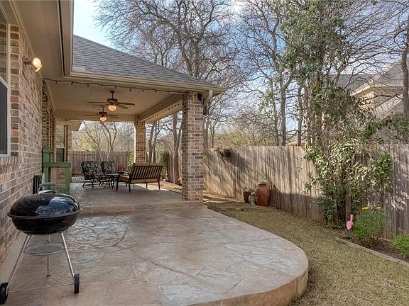 5th image of 3805 Winchester Dr