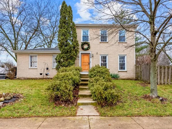 848 Birchbark Trl, Carol Stream, IL 60188