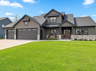 2212 Goblet Ln, De Pere, WI 54115
