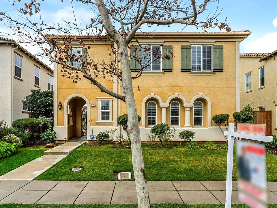 1st image of 650 W Gravino Dr