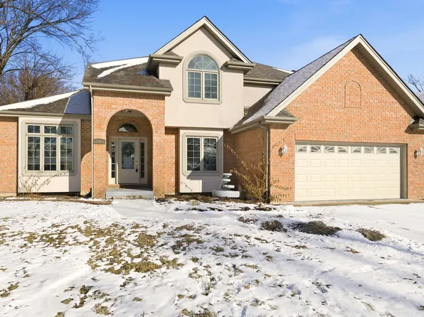 1305 Campbell St, Joliet, IL 60435