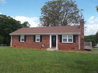 1928 S Coolwell Rd, Madison Heights, VA 24572