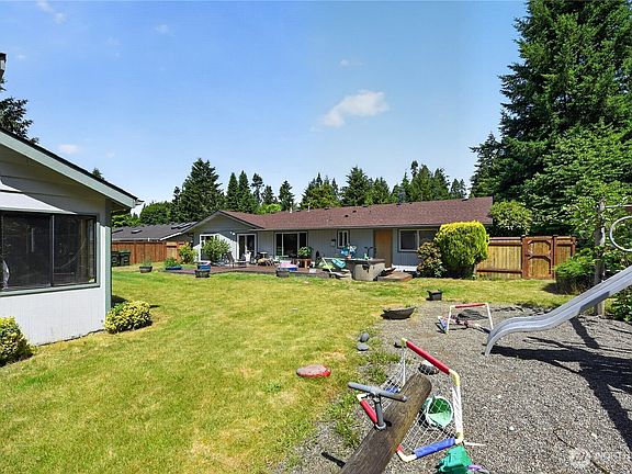 5th image of 4722 Edgeworth Drive SE