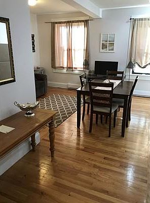 2nd image of 92 Warrenton St #12