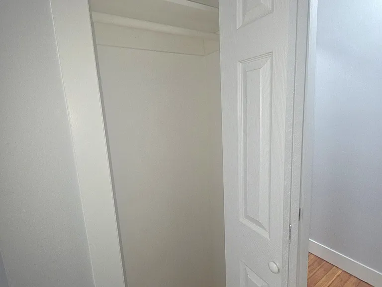 142 Lincoln Ave #2 — Photo 8