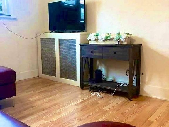 5th image of 311-317 Broadway #2