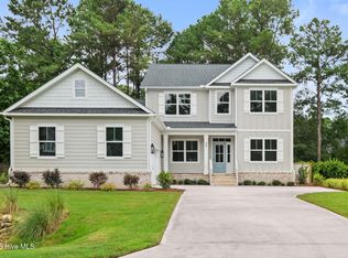 77 Iris Way, Hampstead, NC 28443