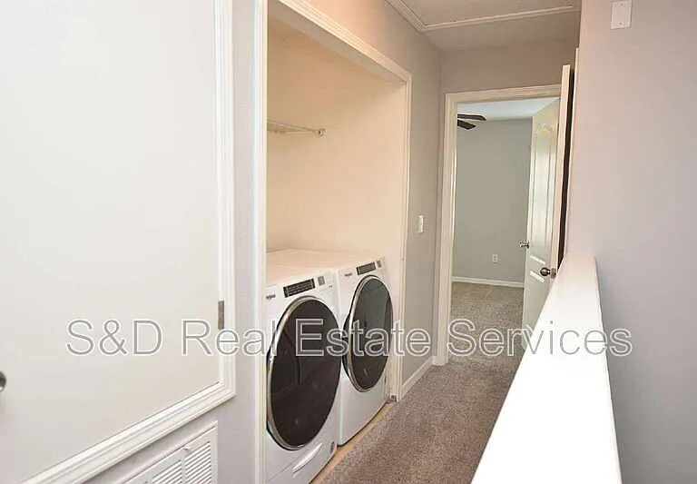 4139 Shadetree Ln — Photo 18