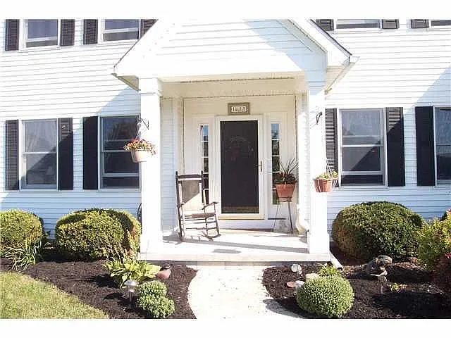 313 Ridgepoint Cir E photo 1