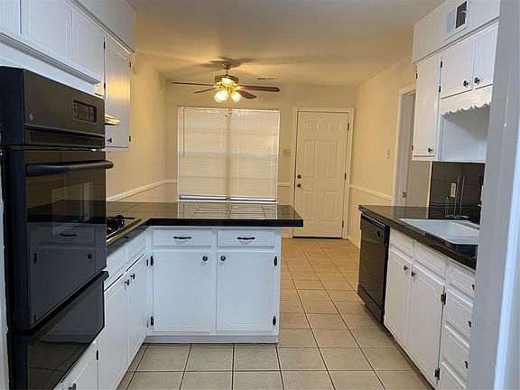 4th image of 8350 Lullwater Dr