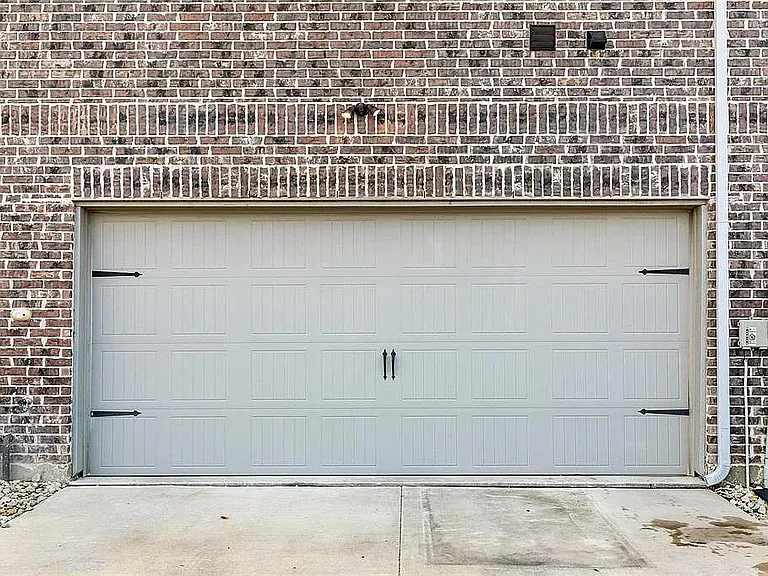 1495 Perrin Ln — Photo 23