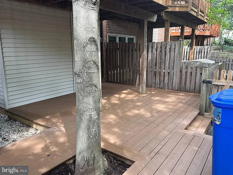 5832 Apsley House Ct — Photo 27