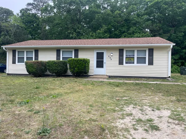 605 Leigh Rd, Yorktown, VA 23690