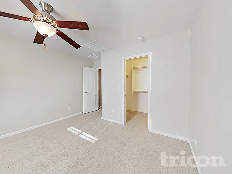 12550 W Hummingbird Ter — Photo 7