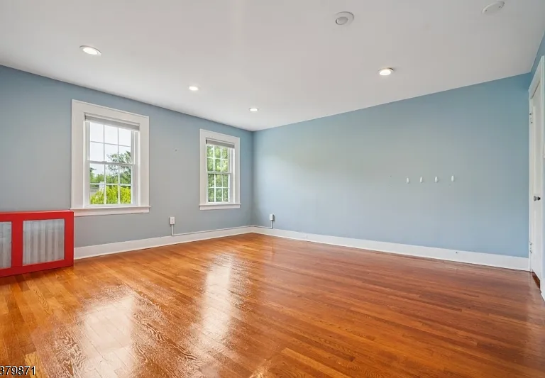 163 Myrtle Ave — Photo 18