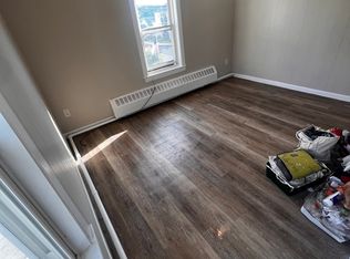 39 Oxford Ave APT 5, Dudley, MA 01571