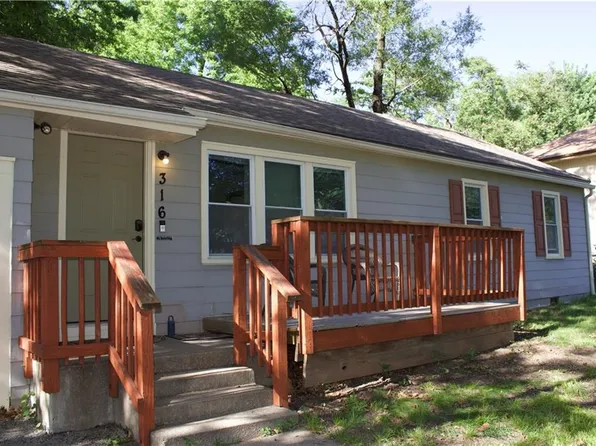 316 NW 82nd St, Kansas City, MO 64118