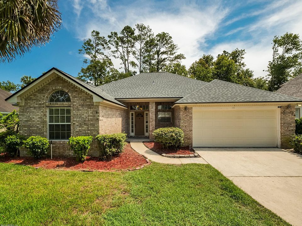 Brick Front, 2 car garage