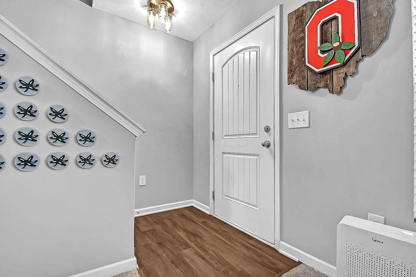 5802 Hayden Run Blvd — Photo 3