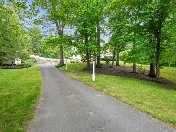 39 Joseph Smith Way, Boxford, MA 01921
