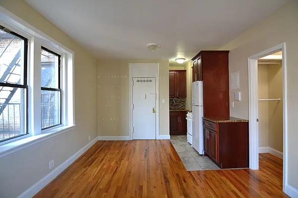 Rented by Hagstrom Management Inc | media 37