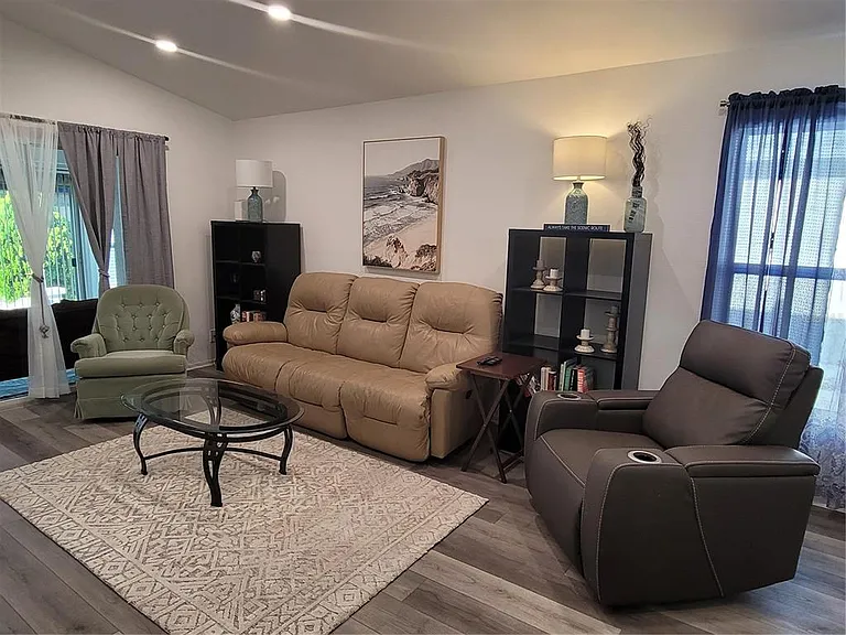 14277 Palm Ter — Photo 11