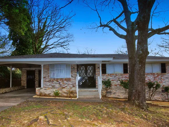 1911 Arrowhead Rd, North Little Rock, AR 72118