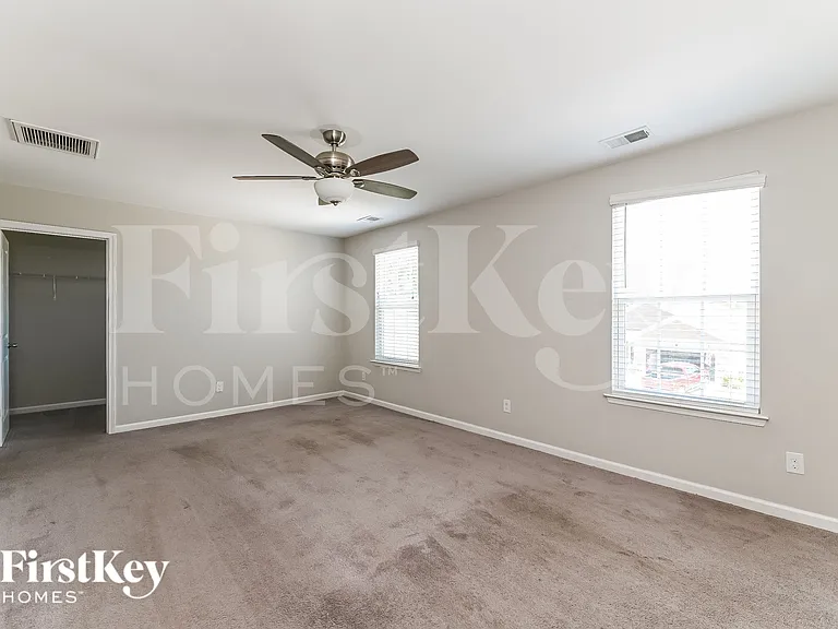 301 Mincy St — Photo 8