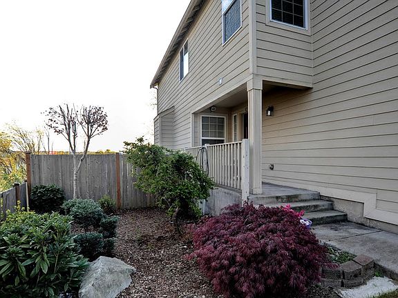 2nd image of 1428 69th Ave E