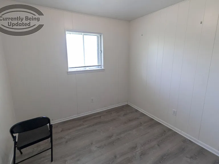 701 W Cunningham Dr #1 — Photo 5