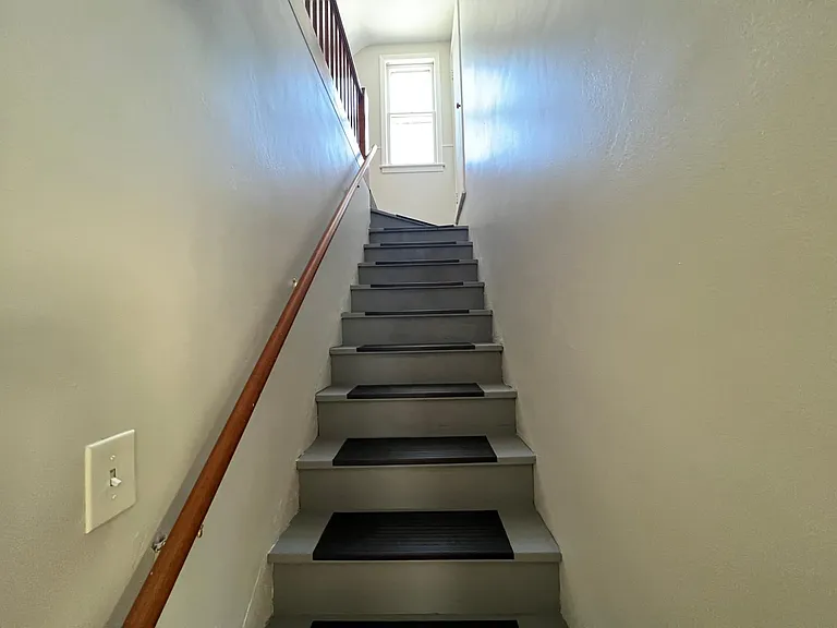 22041 Donald Ave — Photo 15