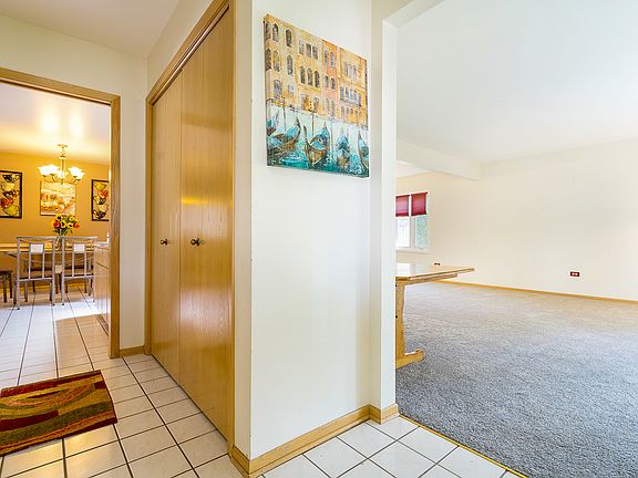 4th image of 10825 Georgia Ln