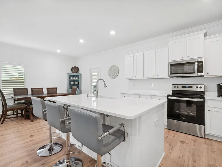 627 Las Roblas Grande Dr — Photo 11