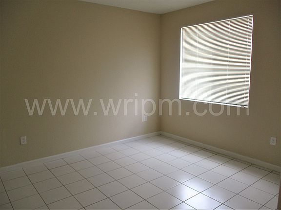 3rd image of 1431 SE 24th Ct #262