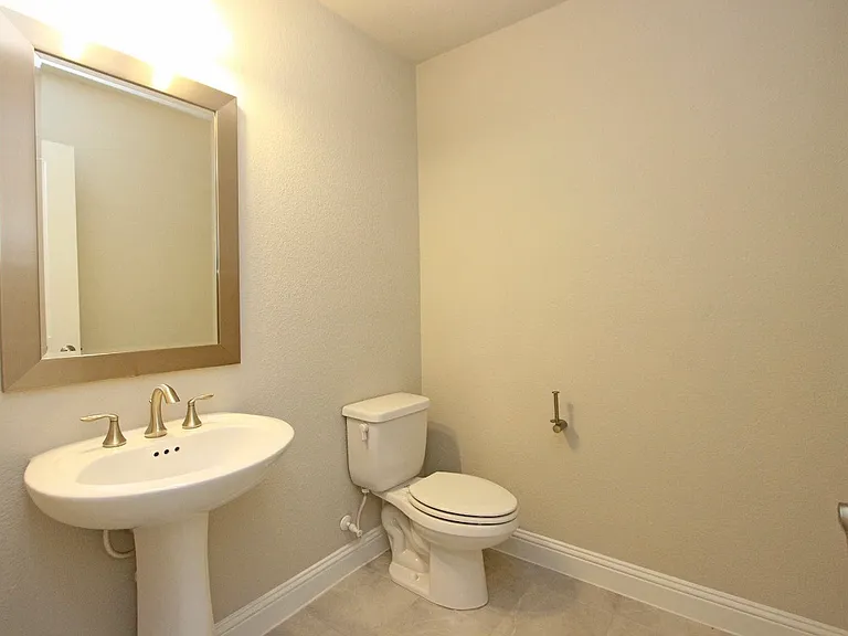 600 Ansley Way — Photo 11