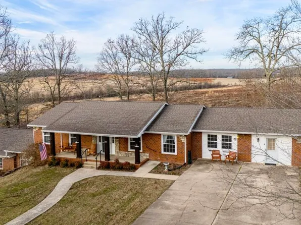 1301 Robinwood Drive, West Plains, MO 65775